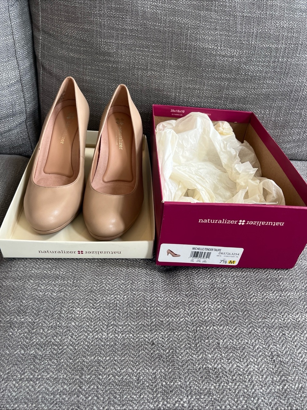 Naturalizer Michelle Pumps Heel Tender Taupe Leather Women’s Size 7.5 With Box